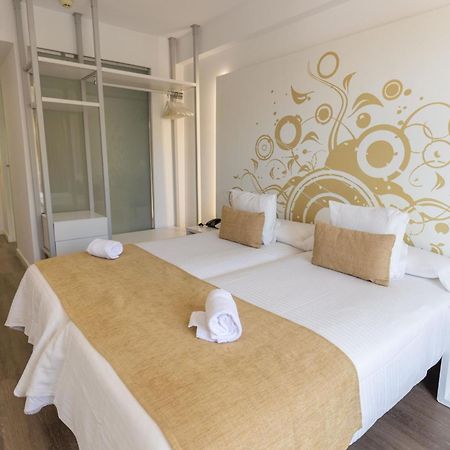 Готель Bq Cala Ratjada (Adults Only) Екстер'єр фото
