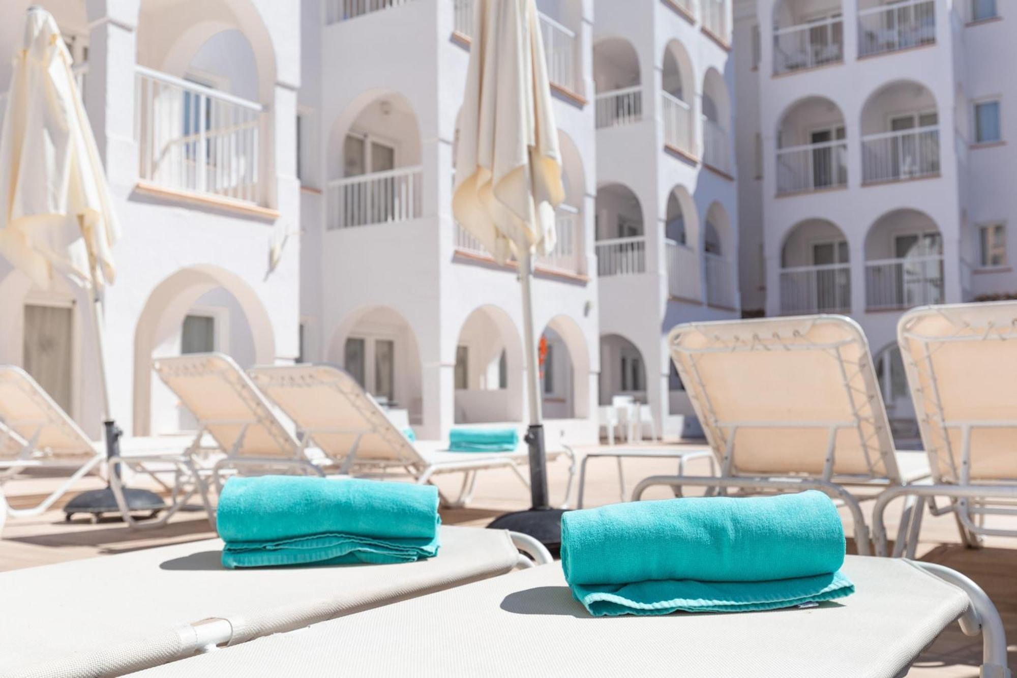 Готель Bq Cala Ratjada (Adults Only) Екстер'єр фото