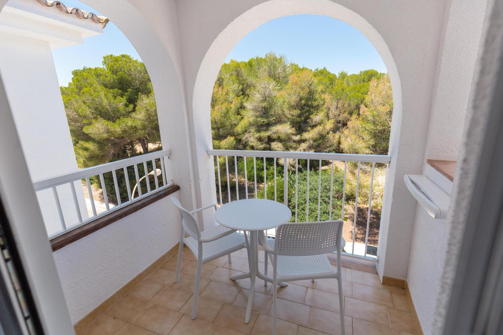 Готель Bq Cala Ratjada (Adults Only) Екстер'єр фото