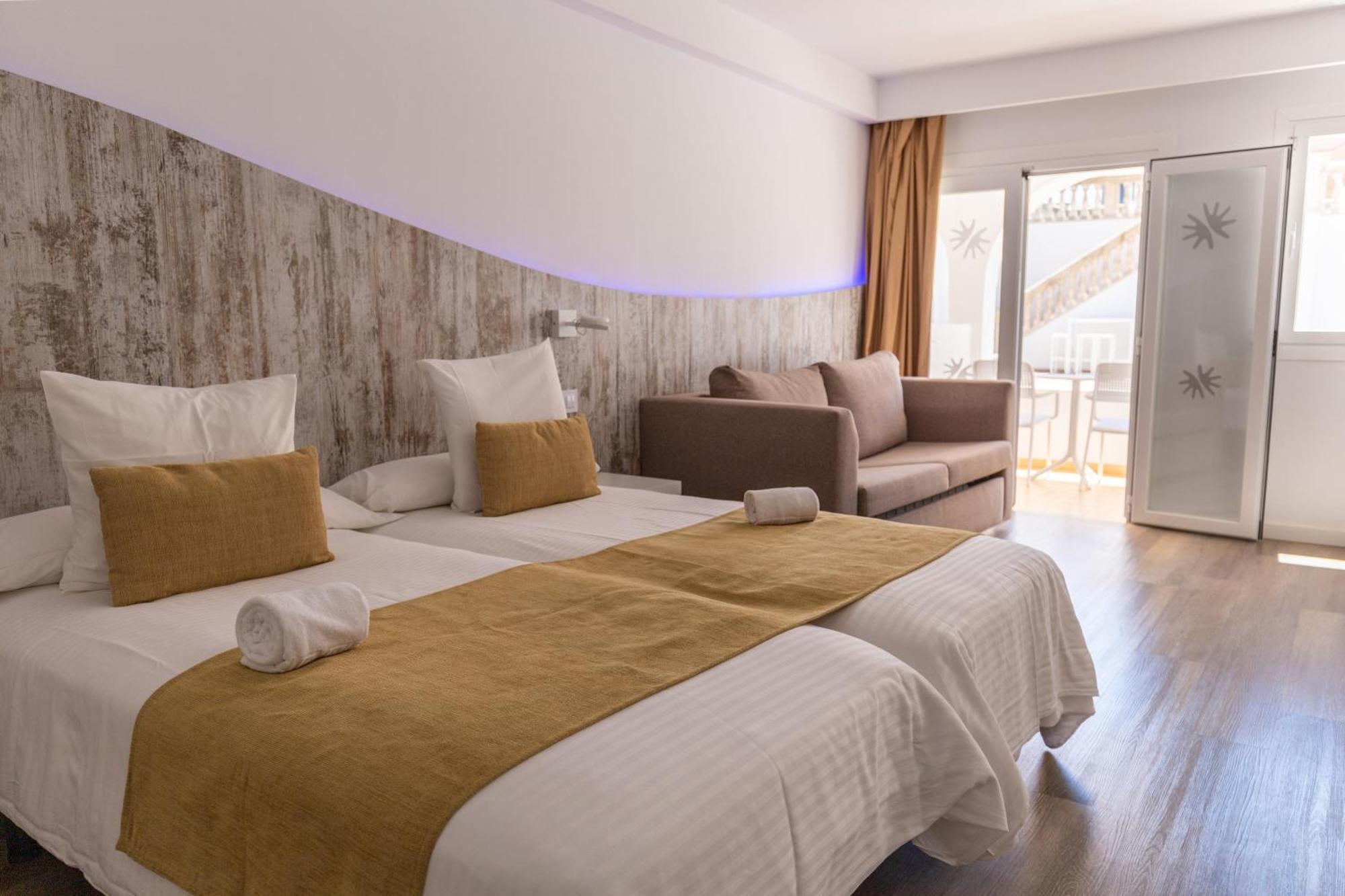 Готель Bq Cala Ratjada (Adults Only) Екстер'єр фото